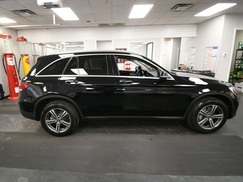 Used 2020 Mercedes-Benz GLC 300 4MATIC image 8