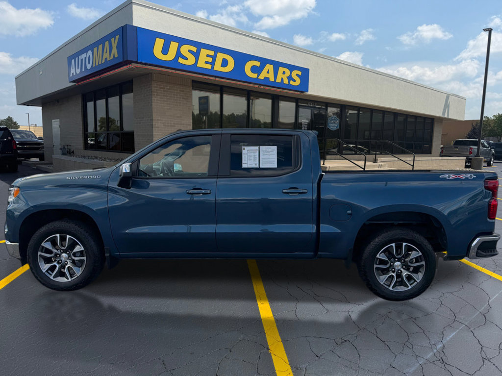 Used 2024 Chevrolet Silverado 1500 LT AWD/4WD image 8