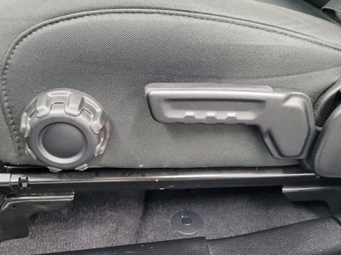 Used 2021 Jeep Wrangler Unlimited Sport image 22