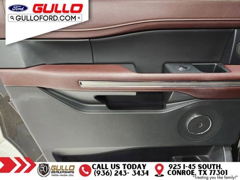 Used 2023 Ford Expedition Max Limited image 17