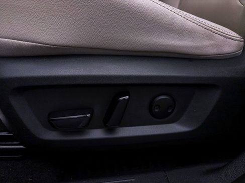 Used 2023 Nissan Rogue SL w/ SL Premium Package FWD image 21