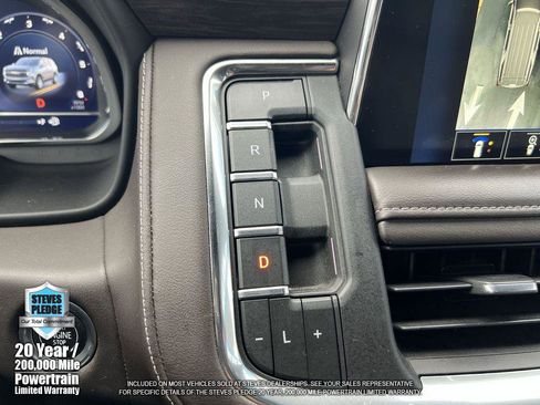 Certified 2022 Chevrolet Tahoe LT w/ LT Signature Package image 19