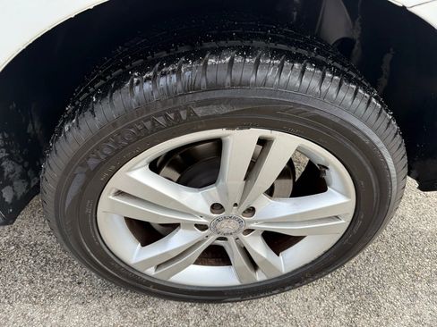 Used 2015 Mercedes-Benz ML 350 ML 350 4MATIC Sport Utility 4D image 29