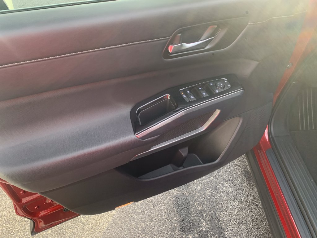 Certified 2022 Nissan Pathfinder SL AWD/4WD image 11