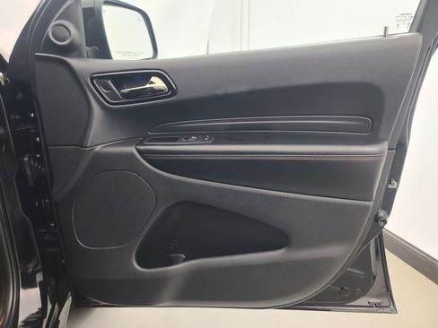Used 2025 Dodge Durango GT AWD/4WD image 13