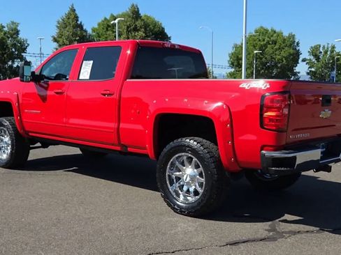 Used 2017 Chevrolet Silverado 1500 LT w/ All Star Edition AWD/4WD image 6