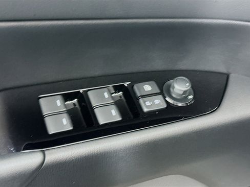 Used 2025 MAZDA CX-5 AWD 2.5 S w/ Preferred Package image 15