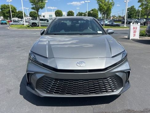 New 2026 Toyota Camry SE FWD image 2
