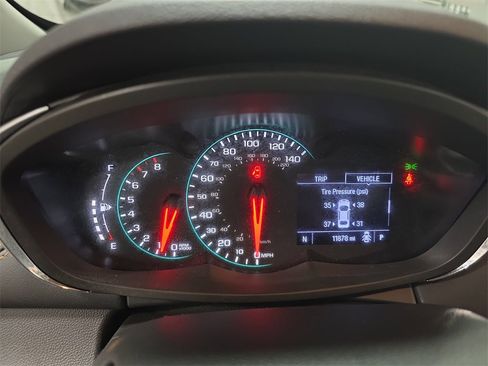 Certified 2020 Chevrolet Trax LT w/ LT Convenience Package image 19