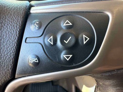 Used 2017 GMC Yukon Denali AWD/4WD image 17