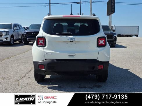 Used 2020 Jeep Renegade Latitude w/ Cold Weather Group AWD/4WD image 6