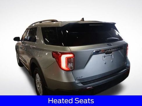 Certified 2023 Ford Explorer XLT image 7