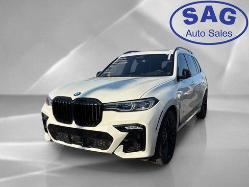 Used 2020 BMW X7 M50i AWD/4WD image 5