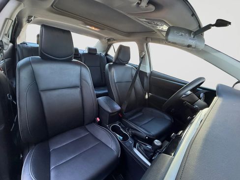 Used 2016 Toyota Corolla LE Premium FWD image 22