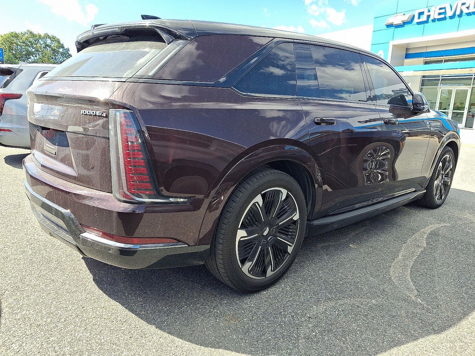 Used 2025 Cadillac Escalade IQ Sport 2 AWD/4WD image 7