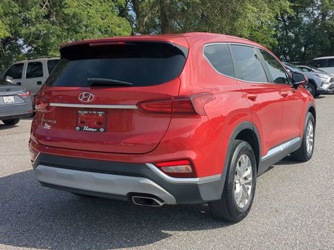 Used 2019 Hyundai Santa Fe SE FWD image 4