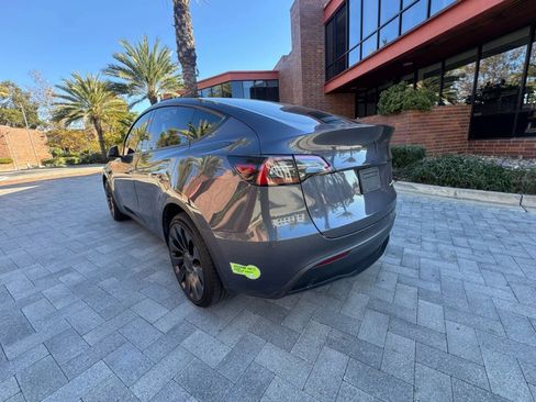 Used 2024 Tesla Model Y Performance AWD/4WD image 7