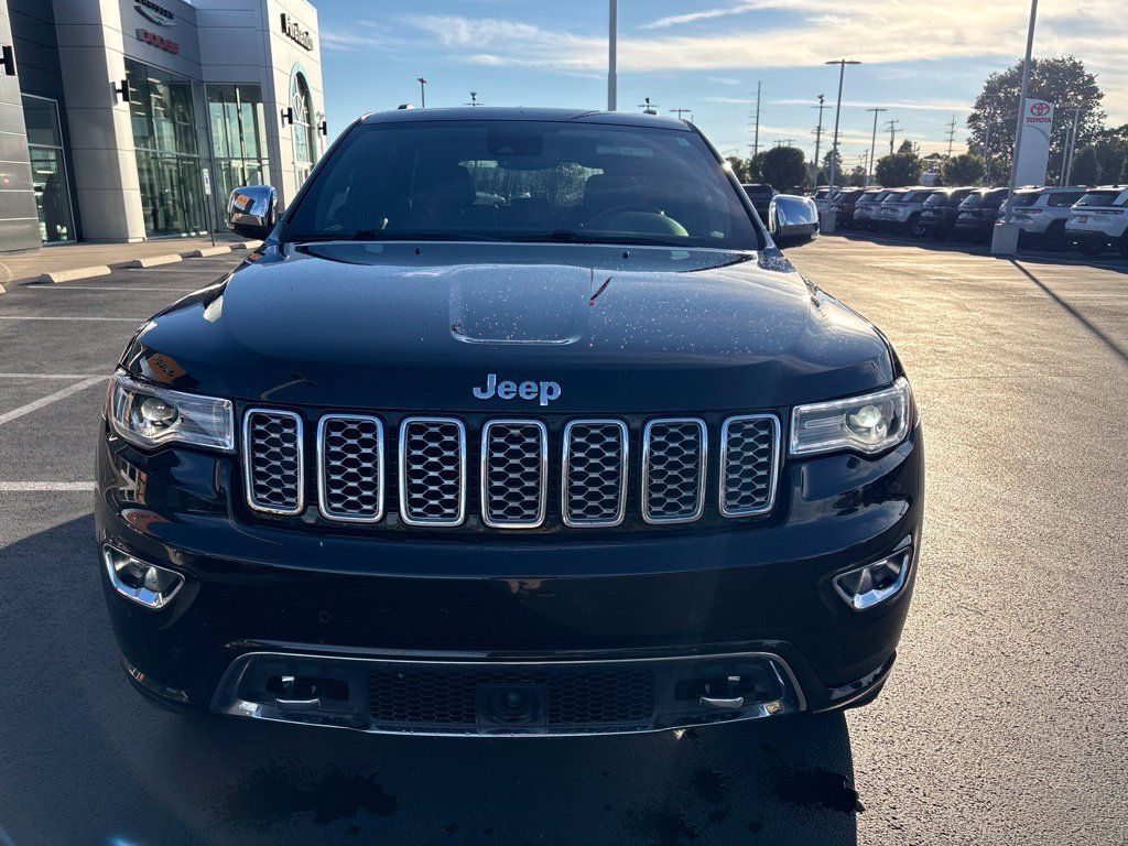 Used 2018 Jeep Grand Cherokee Overland AWD/4WD image 8