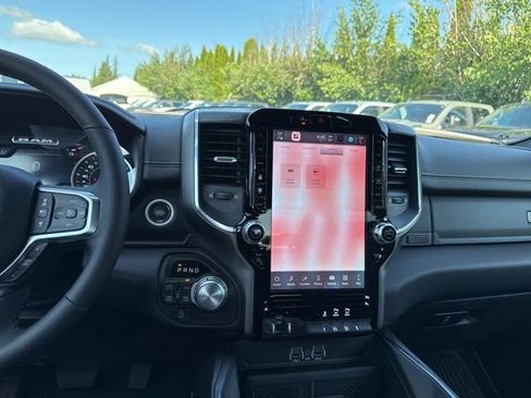 New 2026 RAM 1500 Laramie AWD/4WD image 13