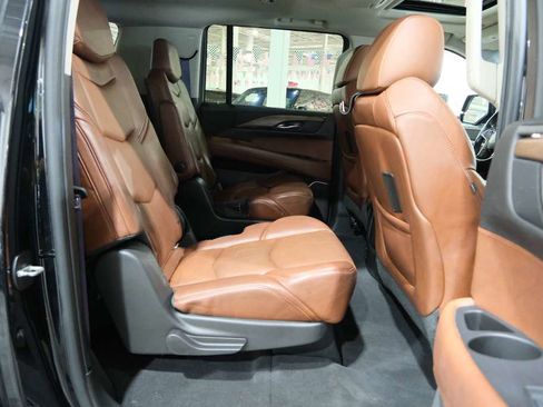 Used 2015 Cadillac Escalade ESV Premium image 26