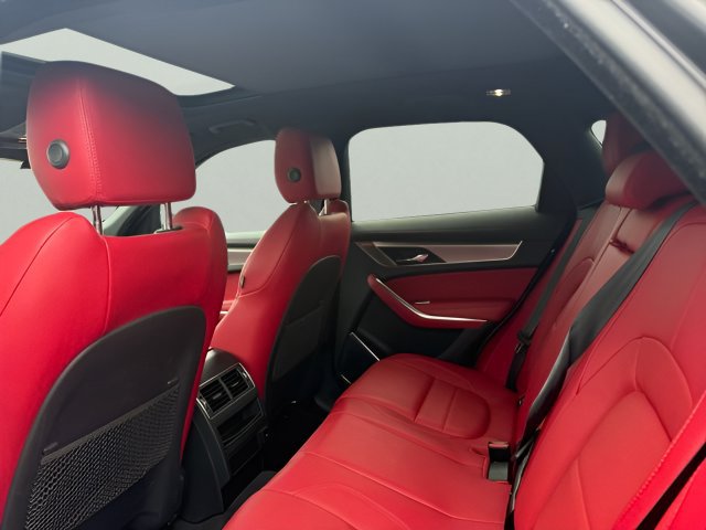 Used 2023 Jaguar F-PACE R-Dynamic S AWD/4WD image 8