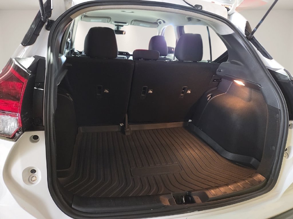 Used 2023 Nissan Kicks S w/ Interior Electronics Package FWD image 12