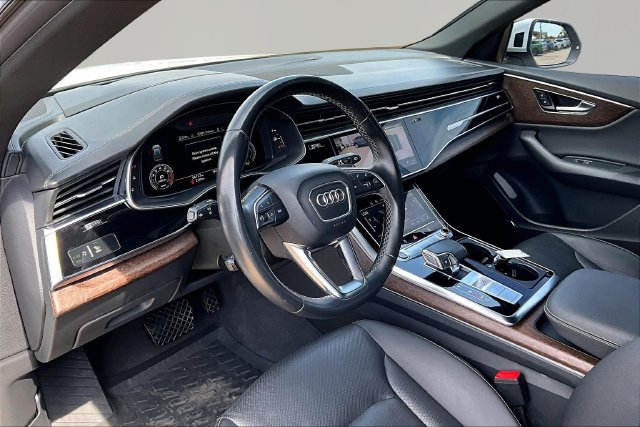 Used 2021 Audi Q8 Prestige AWD/4WD image 13
