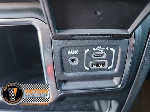 Used 2023 Jeep Wrangler Sport image 6