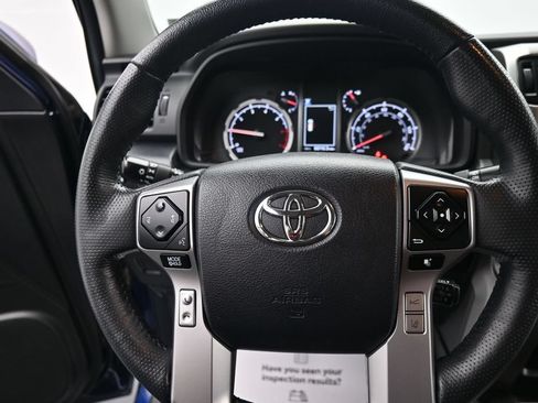 Used 2023 Toyota 4Runner Limited AWD/4WD image 20