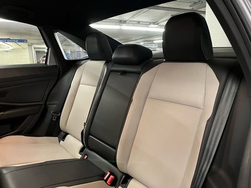 Used 2020 Volkswagen Jetta R-Line w/ R-Line Cold Weather Package image 20