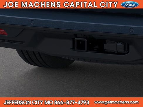 New 2026 Ford Expedition Active image 24