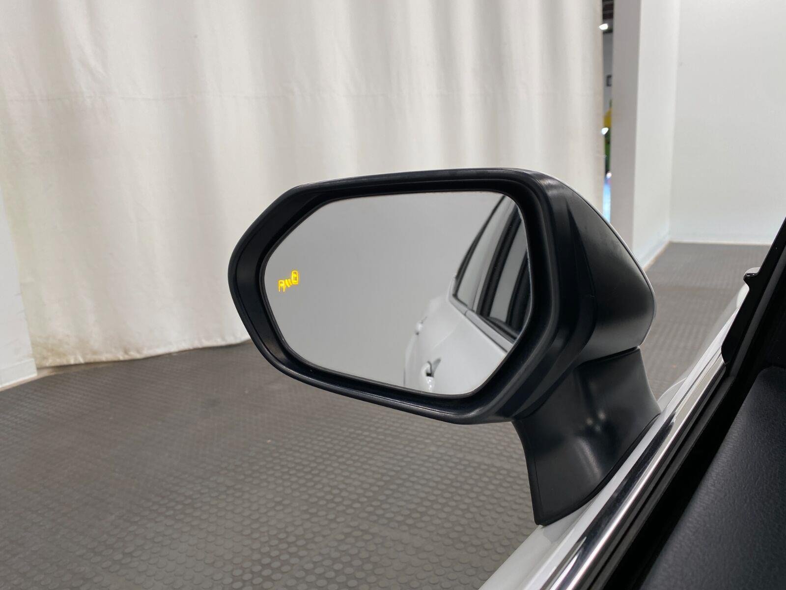 Used 2019 Toyota Camry XSE FWD image 20