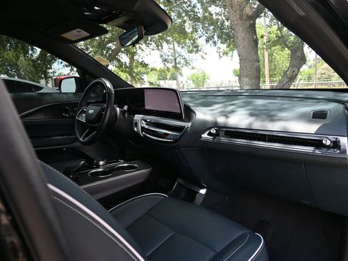Certified 2024 Cadillac Lyriq Sport w/ Nappa Leather Package AWD/4WD image 24