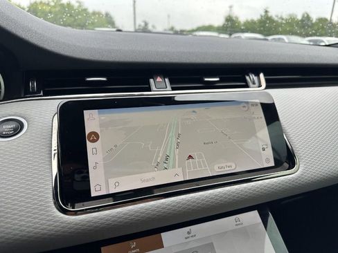 Used 2023 Land Rover Range Rover Evoque R-Dynamic S image 22