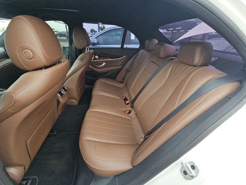 Used 2022 Mercedes-Benz E 350 Sedan w/ AMG Line Exterior image 13