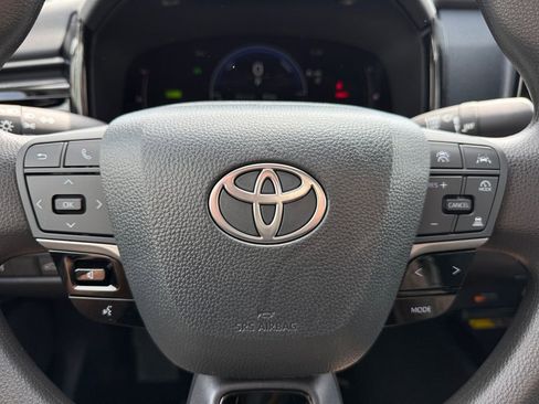 New 2026 Toyota Camry LE FWD image 32