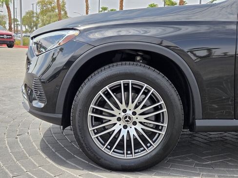 Certified 2025 Mercedes-Benz GLC 300 4MATIC image 12