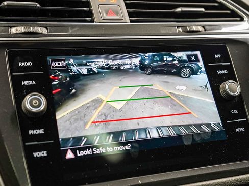 Used 2023 Volkswagen Tiguan SE R-Line FWD image 26