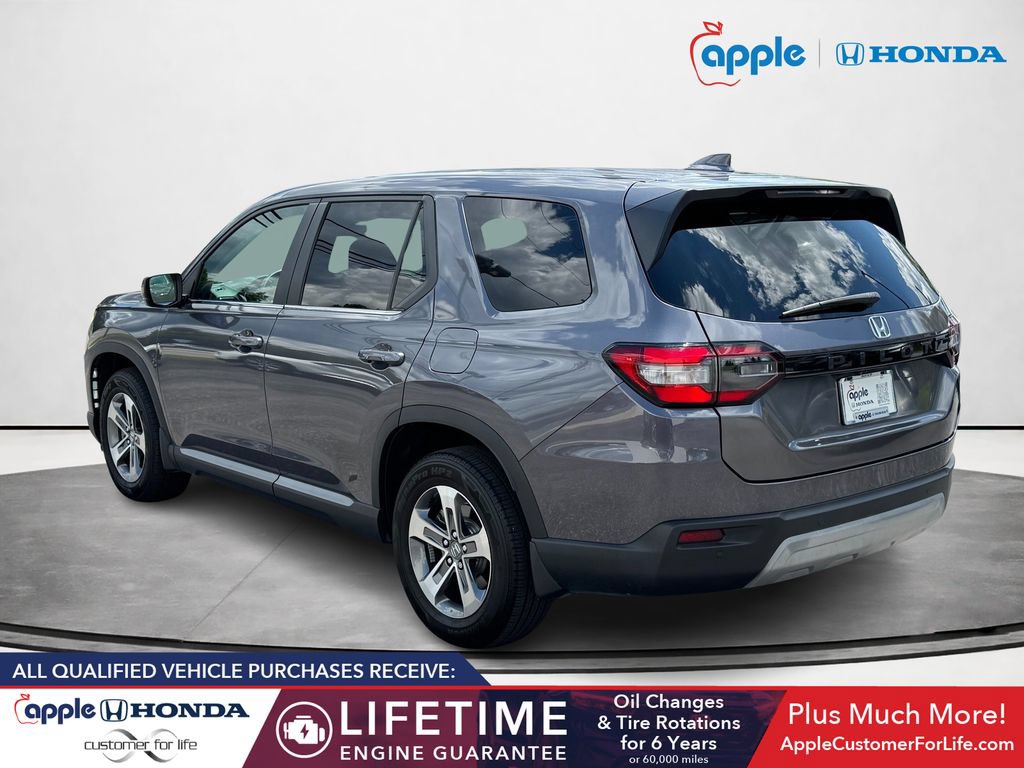 Used 2025 Honda Pilot EX-L image 4