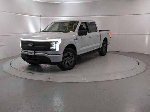 New 2025 Ford F150 Lightning Flash image 6