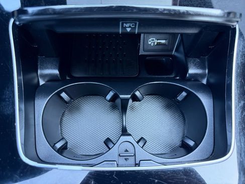 Used 2018 Mercedes-Benz E 300 image 27