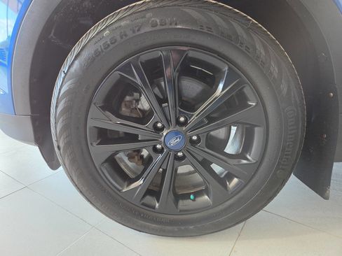 Used 2019 Ford Escape SEL image 12