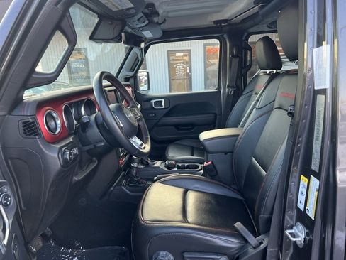 Used 2019 Jeep Wrangler Unlimited Rubicon w/ Dual Top Group image 10