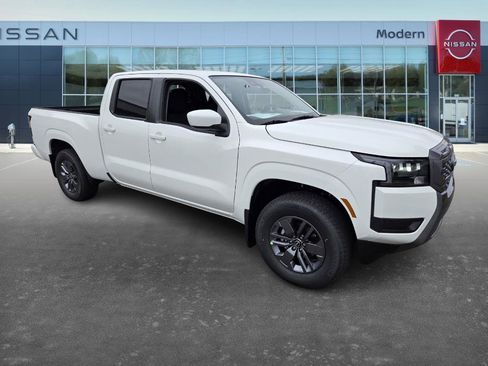 New 2026 Nissan Frontier SV image 3