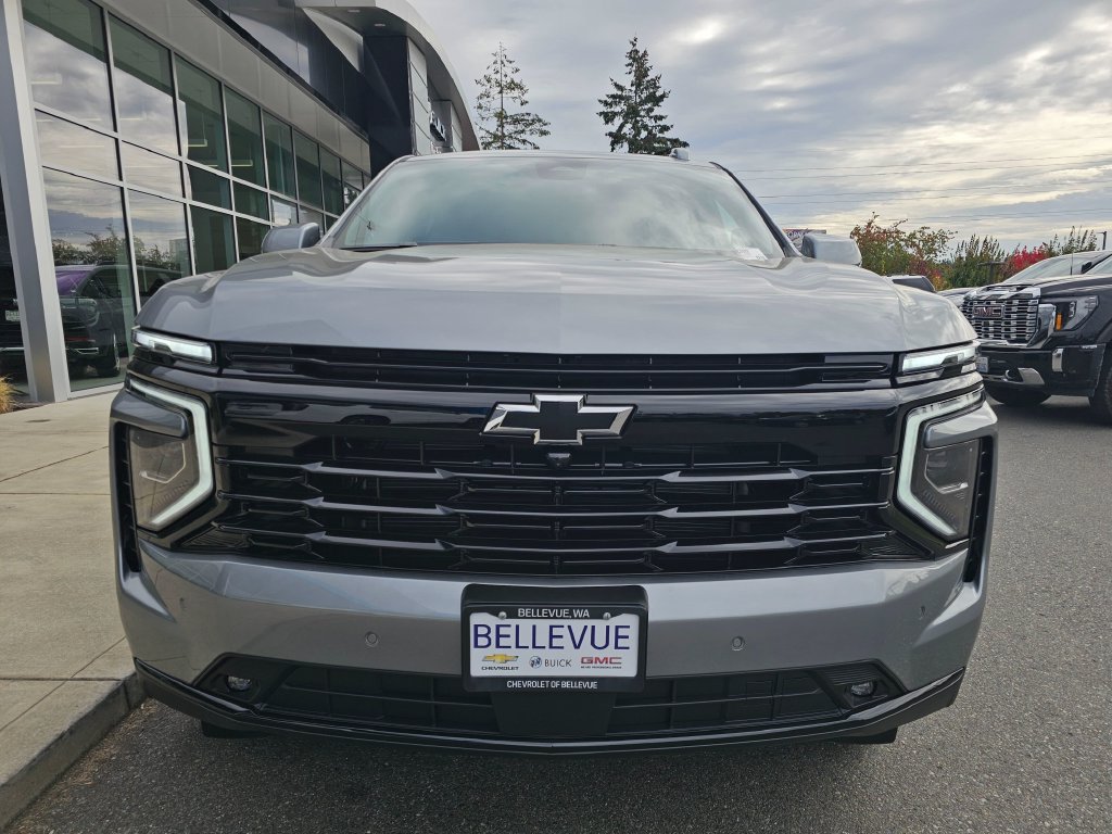 New 2026 Chevrolet Suburban RST w/ RST Capability Package AWD/4WD image 2