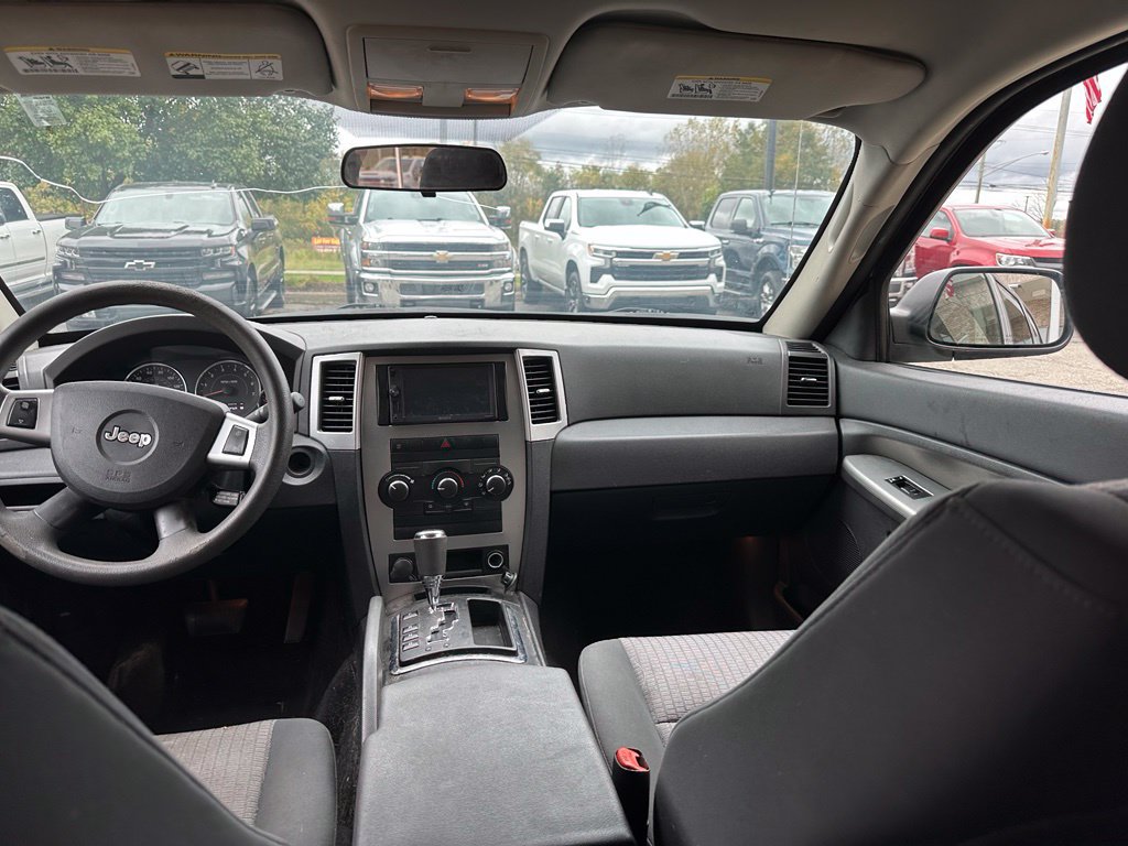 Used 2008 Jeep Grand Cherokee Laredo AWD/4WD image 20