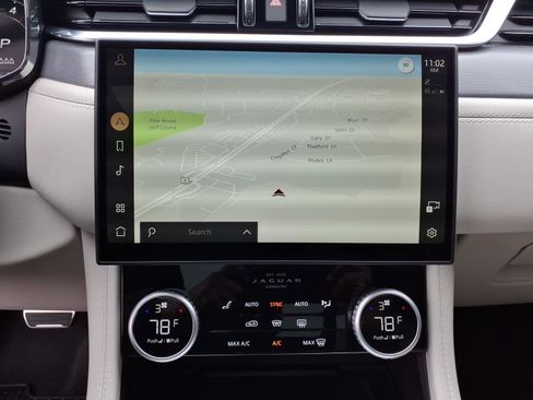 Certified 2024 Jaguar F-PACE SVR AWD/4WD image 12