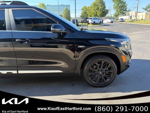 Certified 2022 Kia Seltos Nightfall Edition AWD/4WD image 6