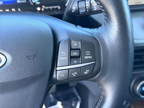 Used 2022 Ford Maverick Lariat FWD image 19