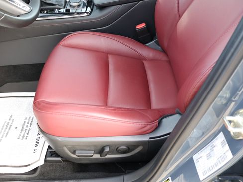 Certified 2025 MAZDA CX-30 AWD 2.5 S w/ Preferred Package image 39